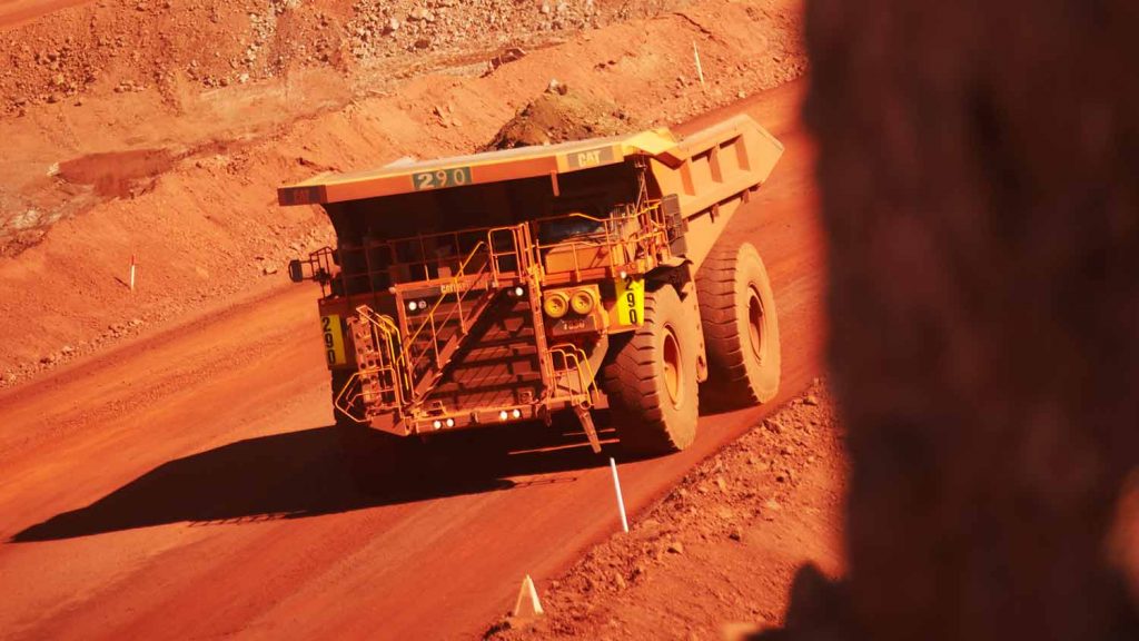 Price of iron ore continues to tumble